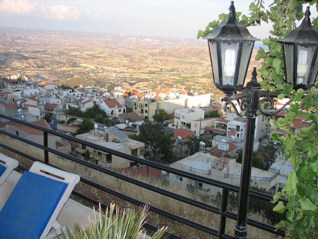 Hill View Hotel Apartments Pissouri Eksteriør billede