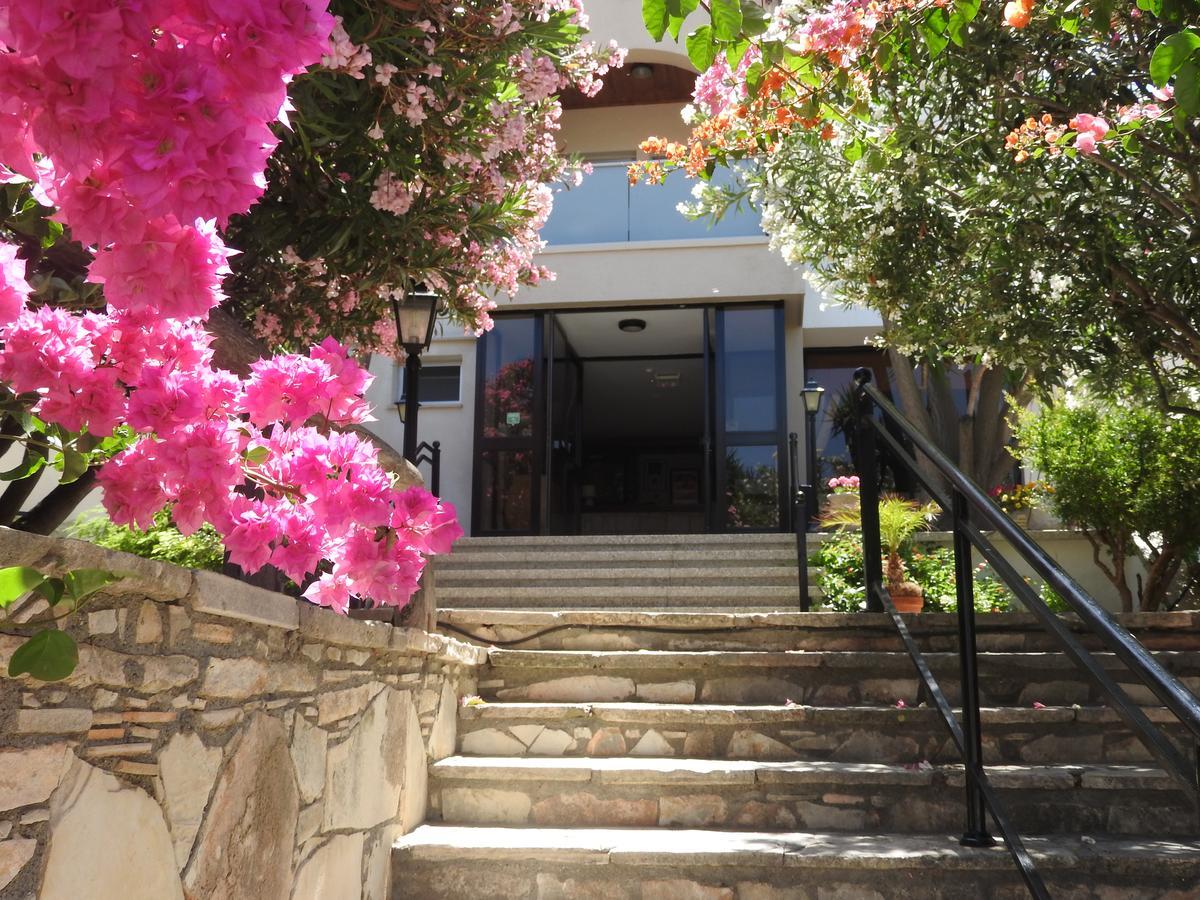 Hill View Hotel Apartments Pissouri Eksteriør billede