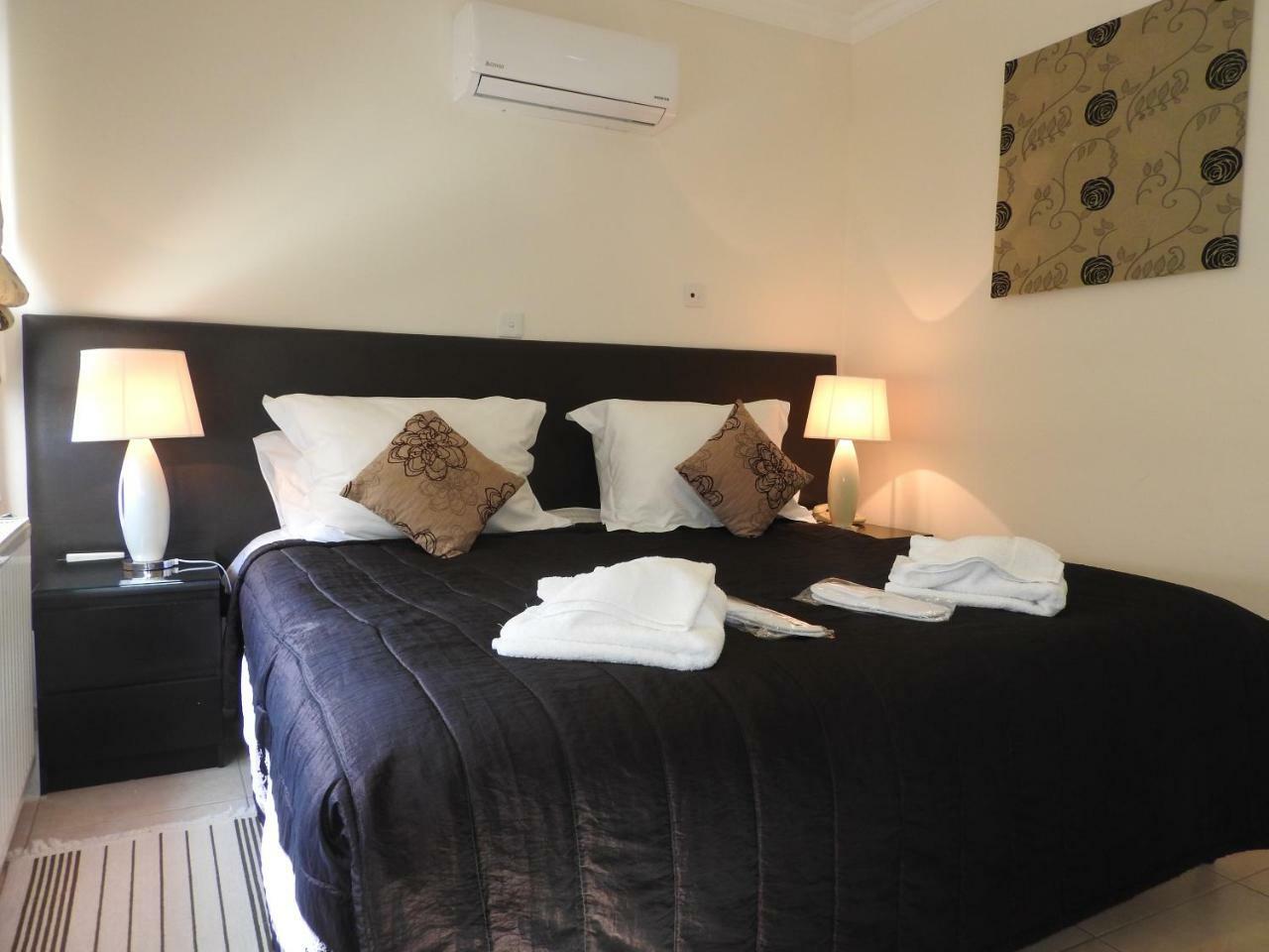 Hill View Hotel Apartments Pissouri Eksteriør billede