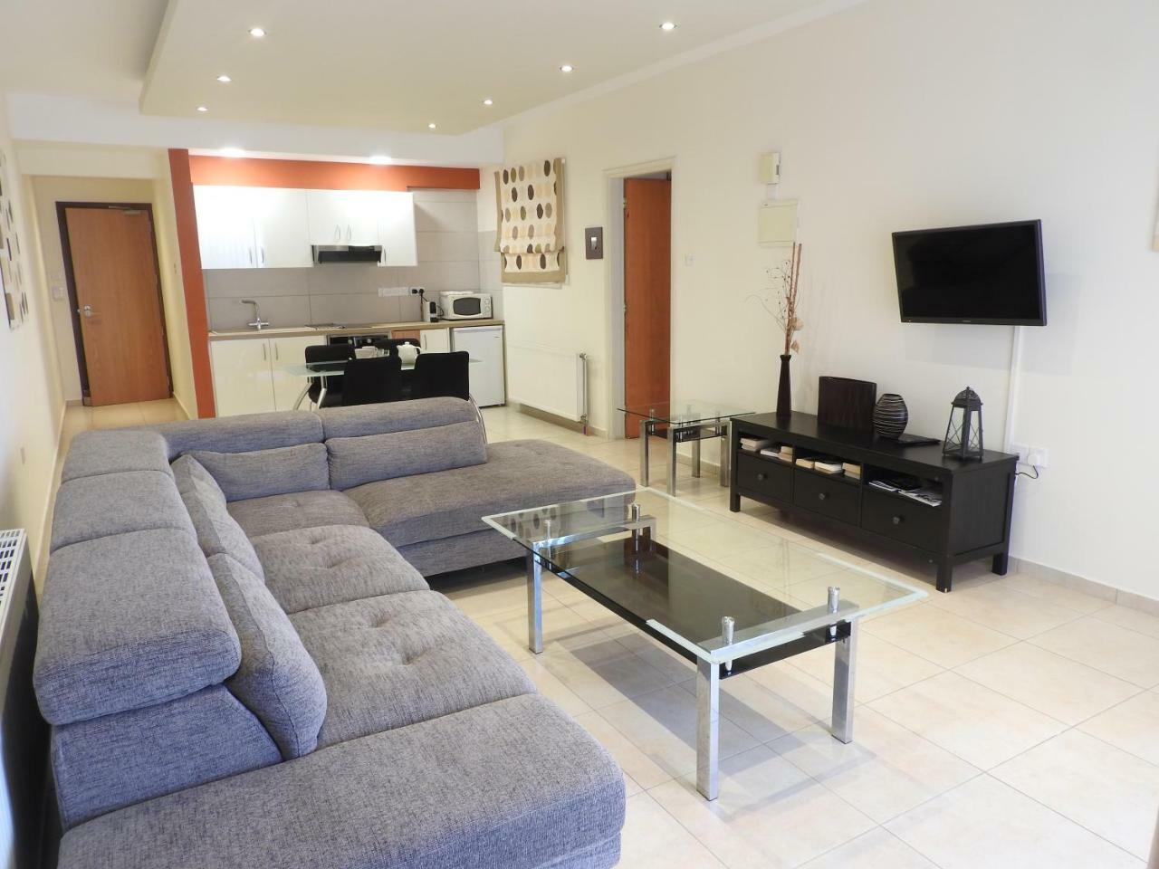 Hill View Hotel Apartments Pissouri Eksteriør billede