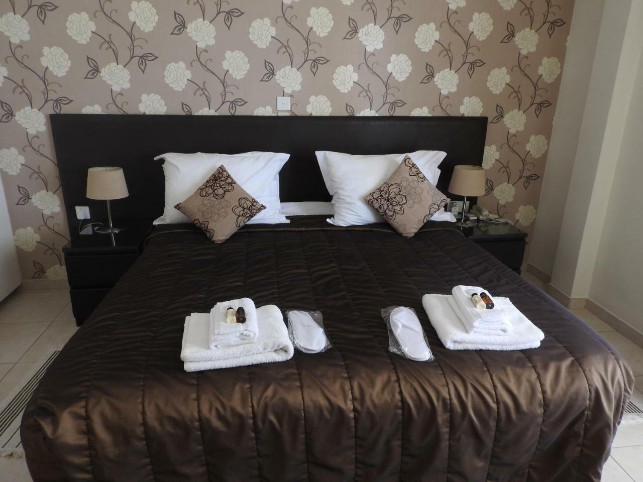 Hill View Hotel Apartments Pissouri Eksteriør billede
